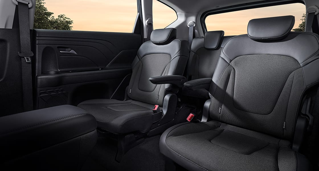 รุ่น 6 ที่นั่ง